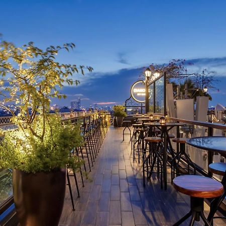 La Mejor Hotel & Sky Bar Ханой Екстериор снимка