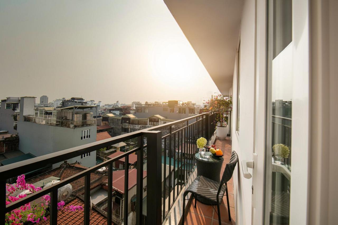 La Mejor Hotel & Sky Bar Ханой Екстериор снимка